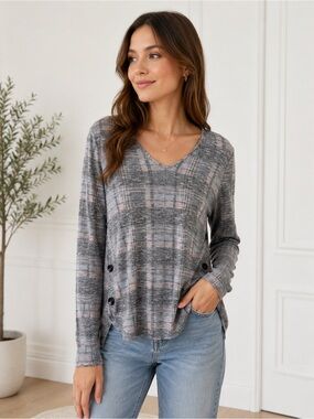 cleo Gray Plaid V-Neck Sweater
